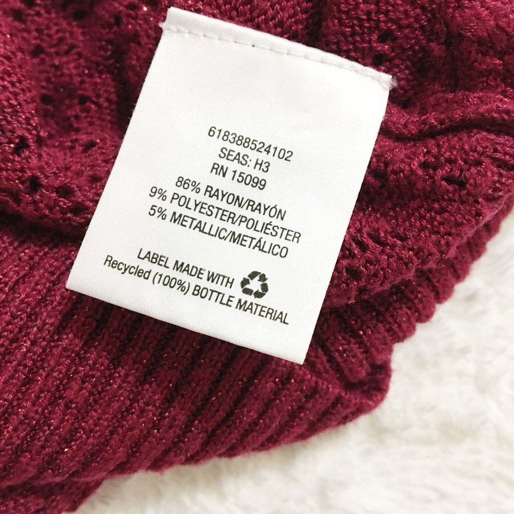Metaphor | Maroon bat wings v neck crop sweater - Picture 10 of 11